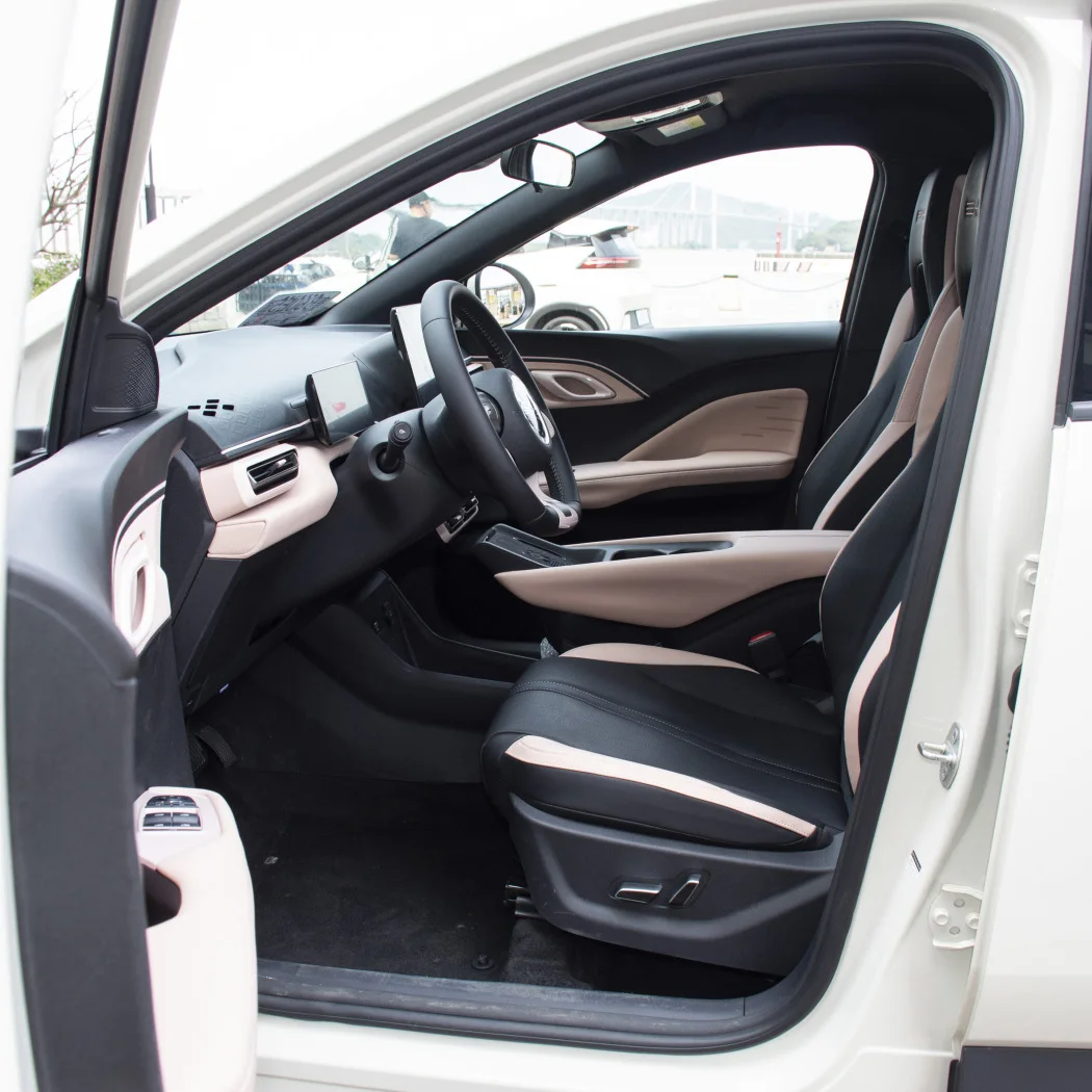 Hot Sale BYD Cheap 4 Wheel Ev China Vehicle Fast Speed Electric Car Adult