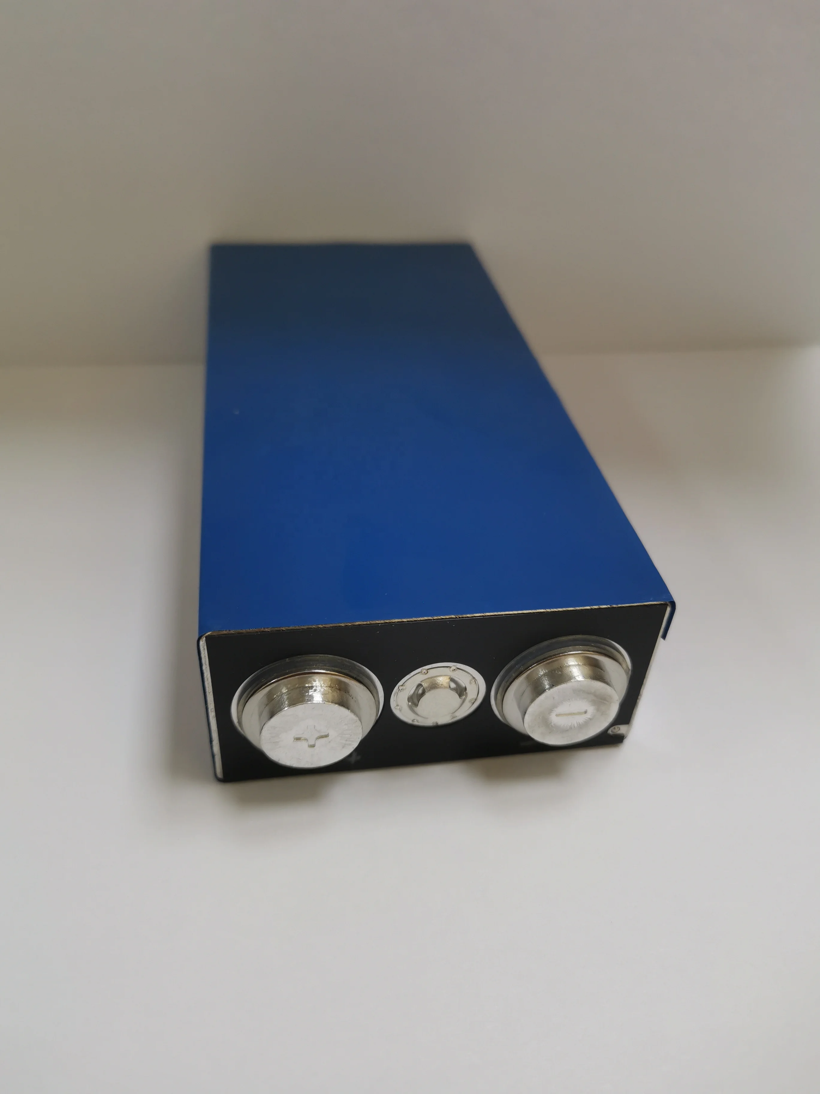 prismatic 3.2v 30Ah LiFePO4 battery cell 2000 cycles for two wheelers 10ah 12ah 13ah 15ah 20ah 25ah 3.2v