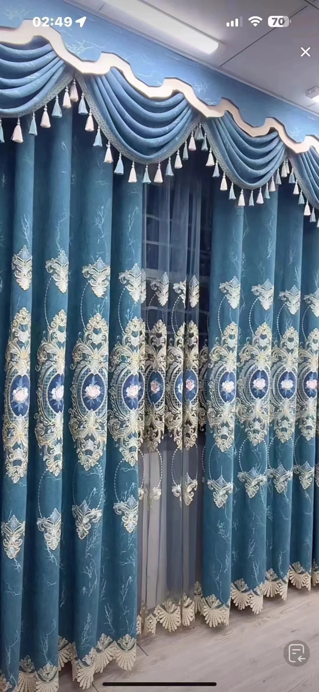 Luxury European Style Embroidery Curtain Fabric High Quality Fabric for Living Room