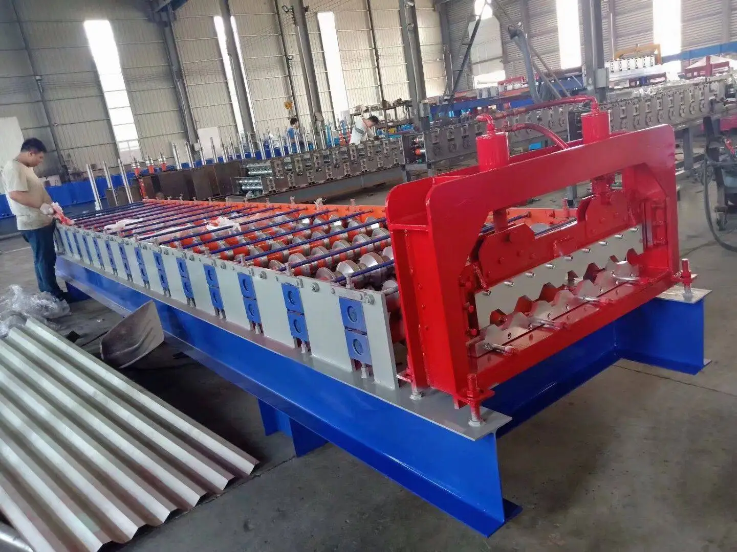 Metal tile roll forming machine roofing sheets rolling machine price