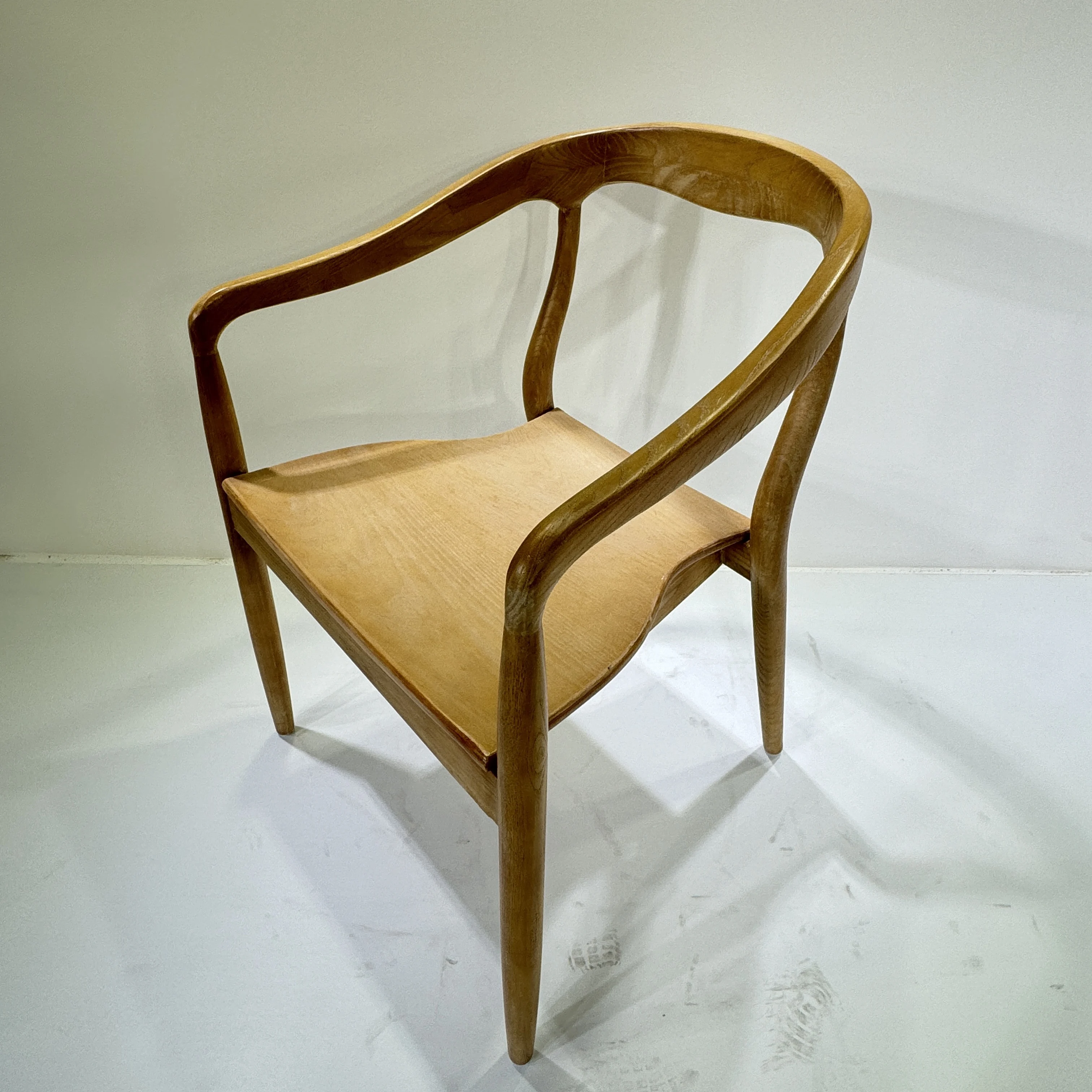 Wholesale Outdoor Furniture Wooden Dining Ada Chairs for Events Party Rental