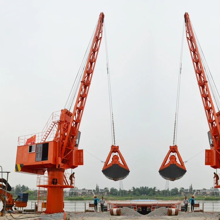 Heavy Duty Portal Crane Mobile Harbour For 20 TON Container Lifting