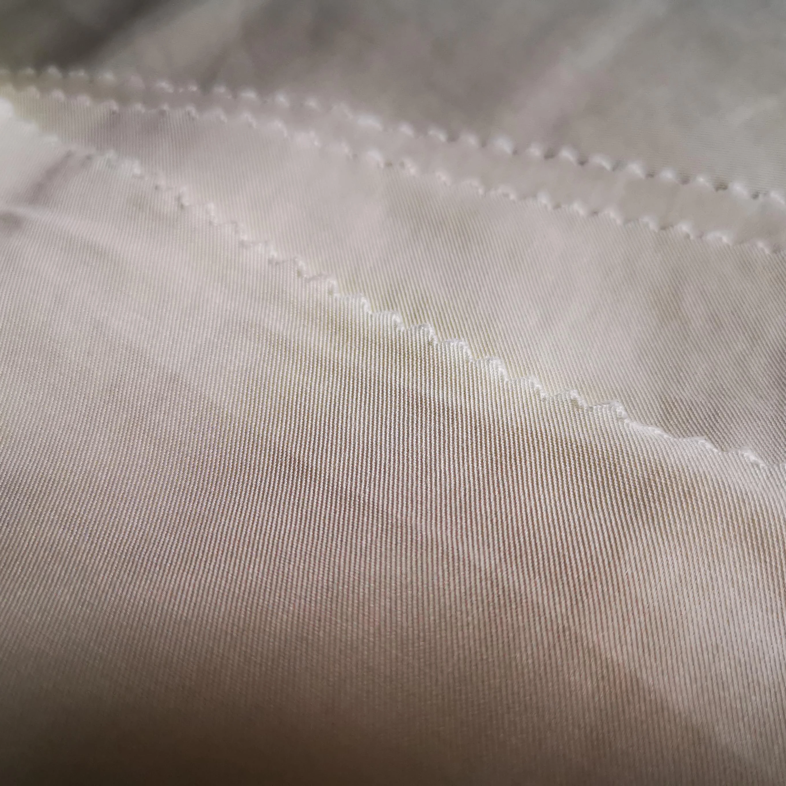 
Textile Hot-Selling Polyester Spandex Houndstooth Plaid Jacquard Knit Fabric silk fabrics for clothing 