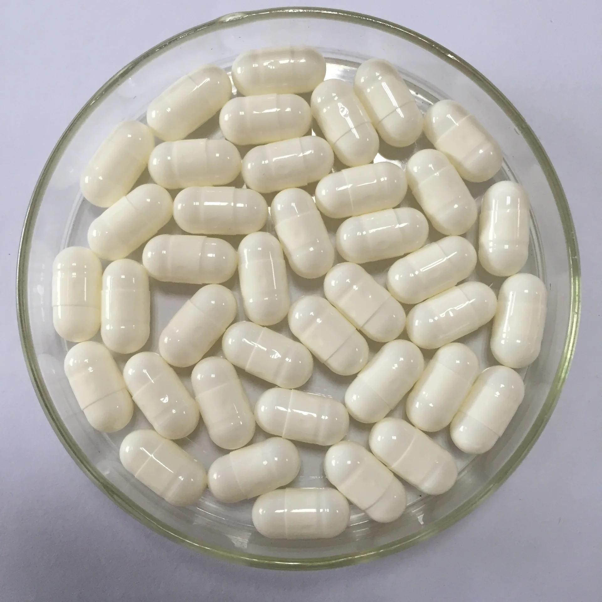 Natural Best Black Skin Whitening Pill Capsule with its own label wholesale price of 500