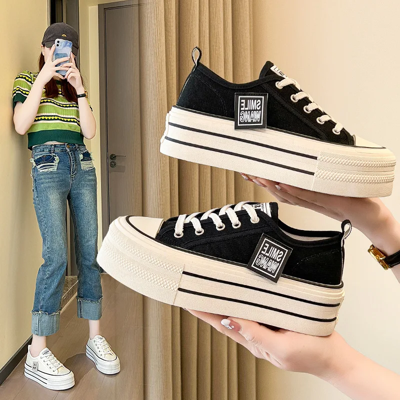 Hot Sale High Quality Height Increasing Walking Style Shoes Anti-slip Casual Canvas Shoes for Women