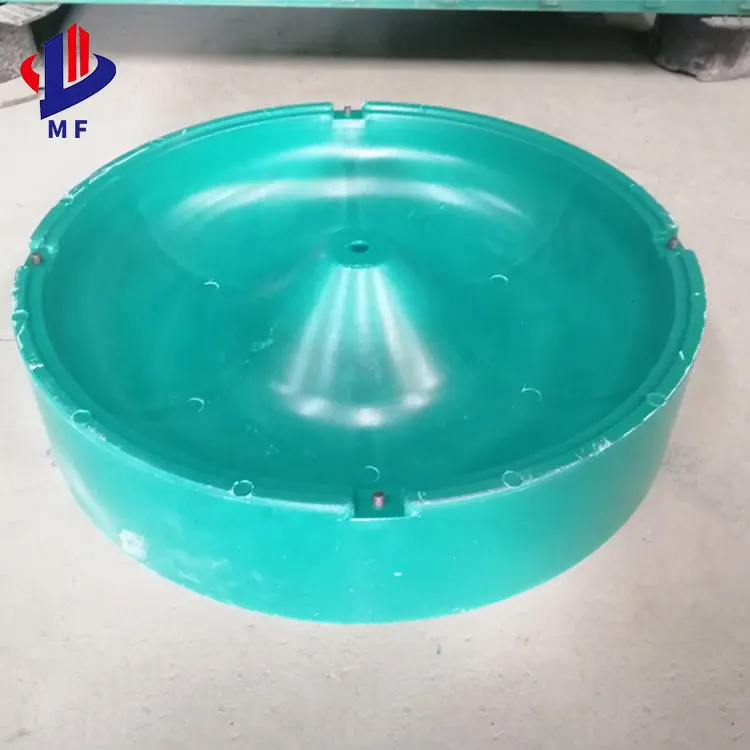 Pig feeding equipment with circular trough composite material for piglets