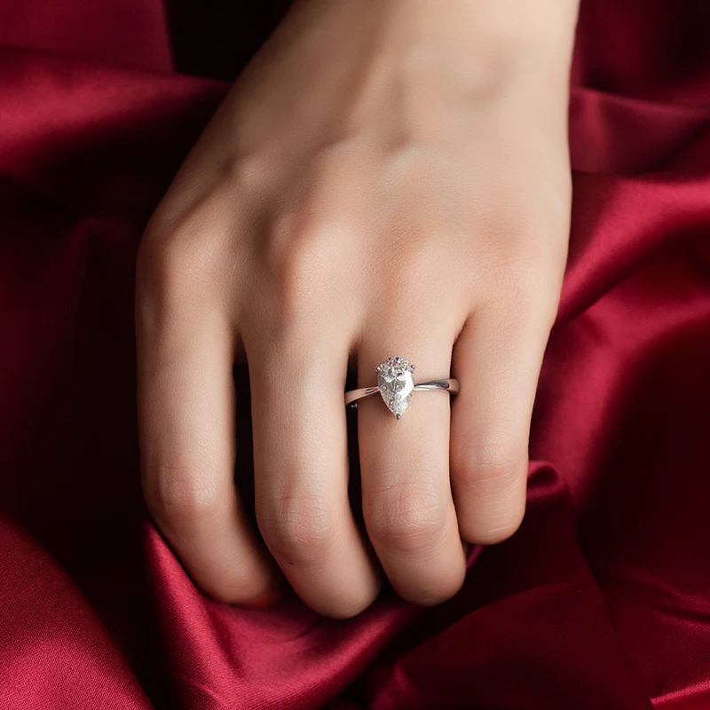 925 silver pear shape solitaire moissanite diamond ring