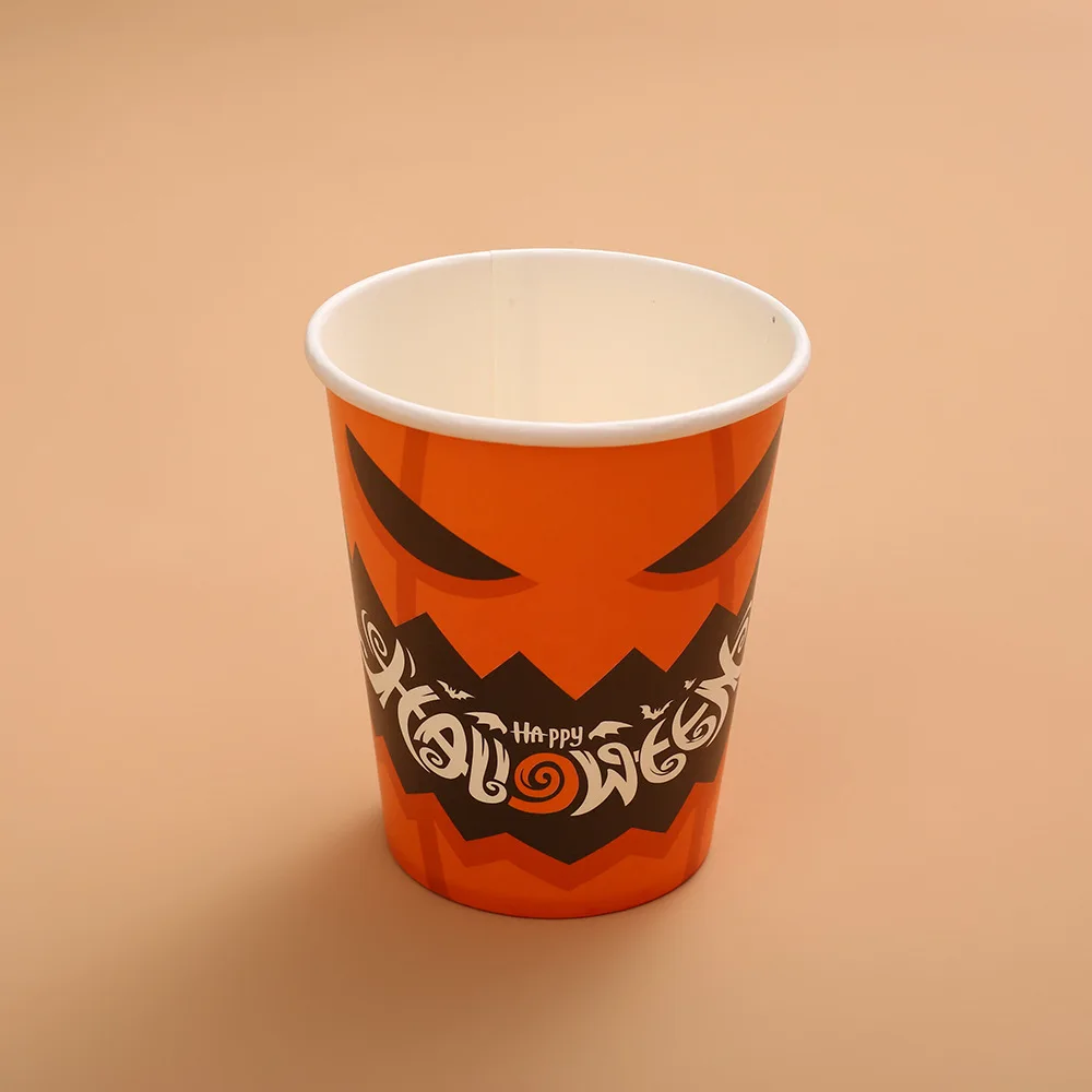 Decorative Disposable Tableware Plates Sets Dinnerware Water Bottles For Halloween Party Cake Celebrations