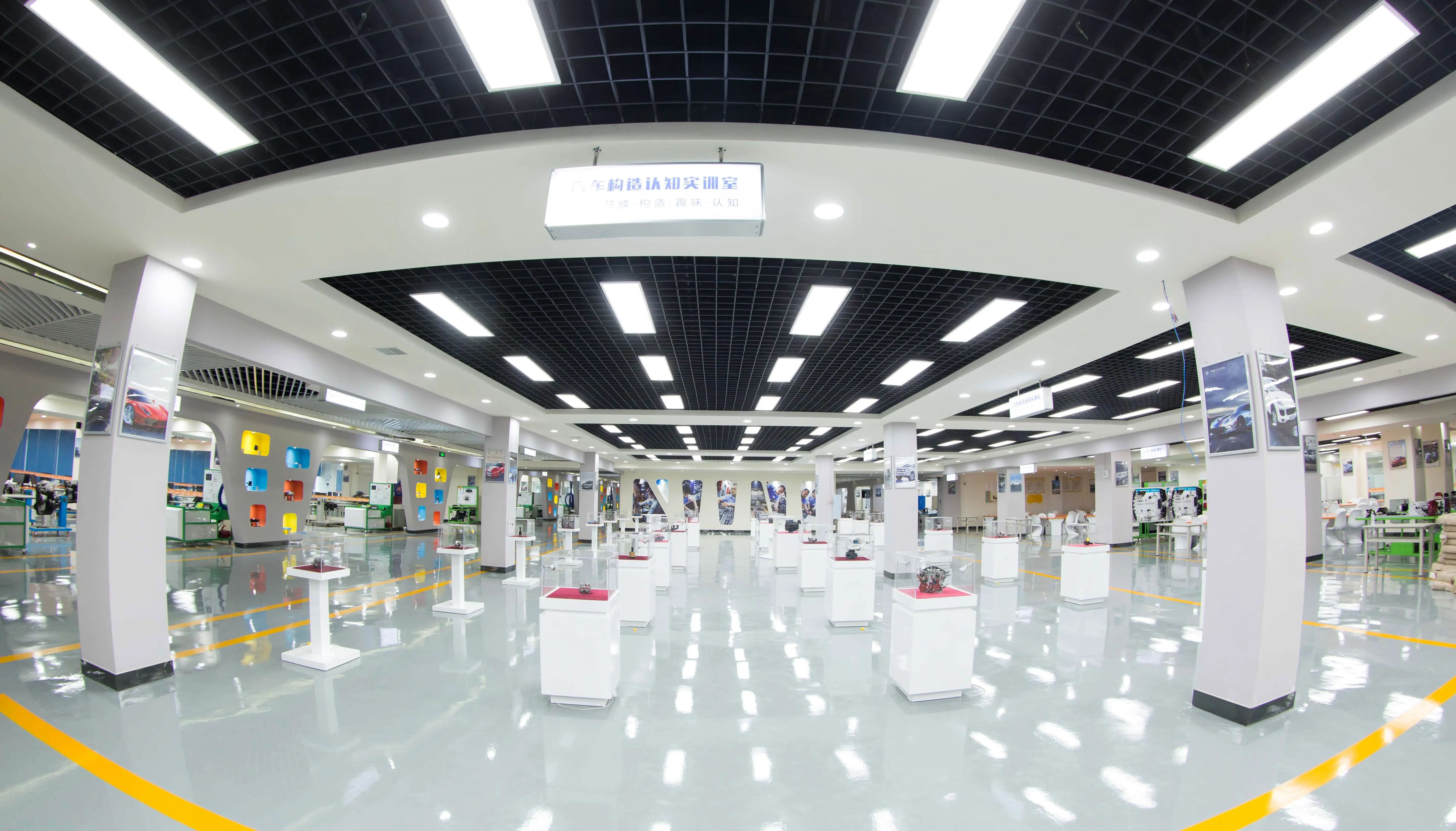 Educational Automotive Trainer Automotive Electrical Training Simulators Automotive Teaching and Training Equipment