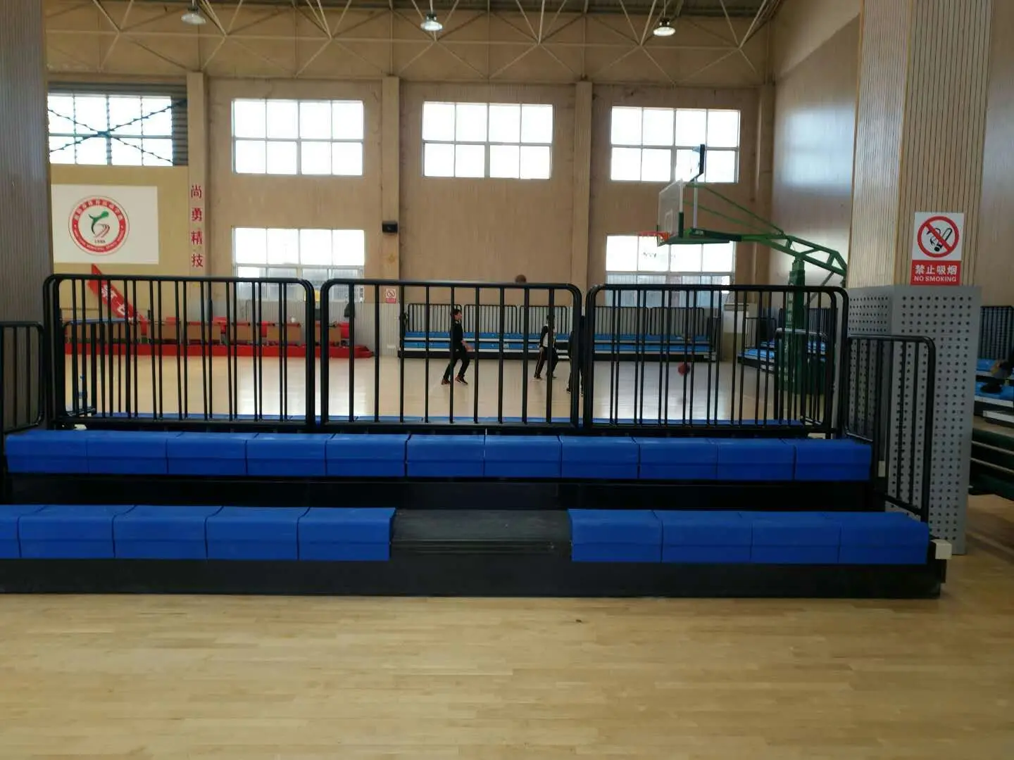 telescopic stadium stands with plastic bench