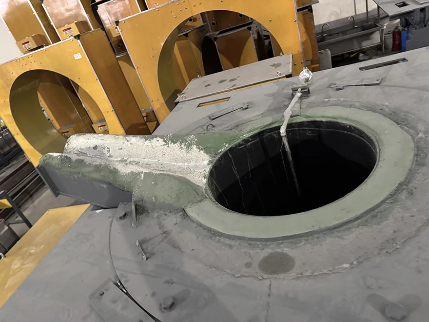 Good Performance Platinum Melting Induction Furnace 1200C Mini Melting Furnace Inductor Furnace Induction