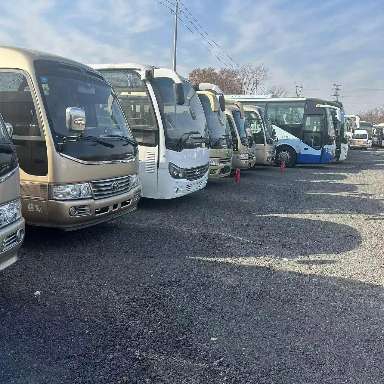 Chinese Factory Price yutong bus 2024 zk6138h diesel 51 yutong passenger bus 40-60 seat yutong bus for sale