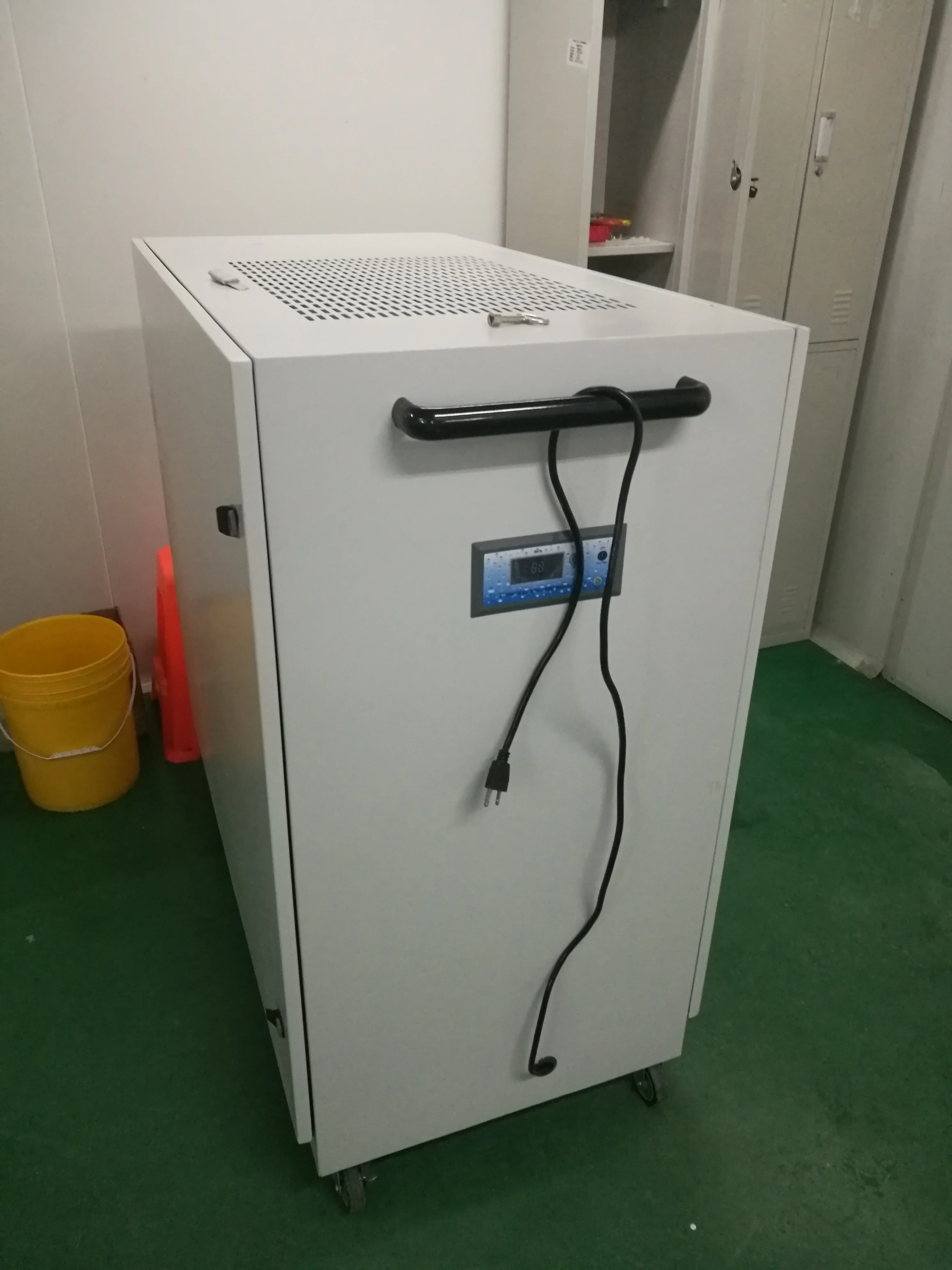 Commercial air Water Generator 1000L /DAY Distilledwater Purifier Maker