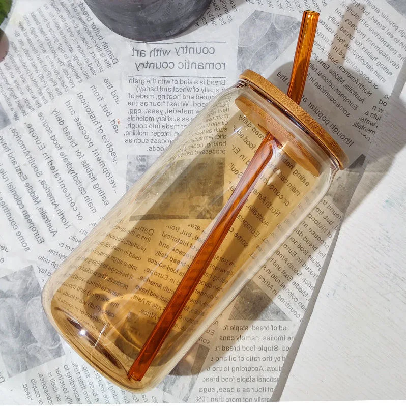 Manually blown beer can borosilicate  glass 16oz with lid and straw, Multicolor drinking glass with bamboo lid