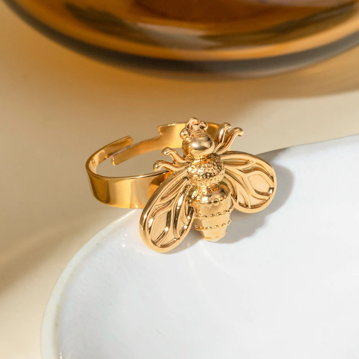 Waterproof 18K PVD Gold Plated Stainless Steel Bee Natural Cute Non Tarnished Ring for Women