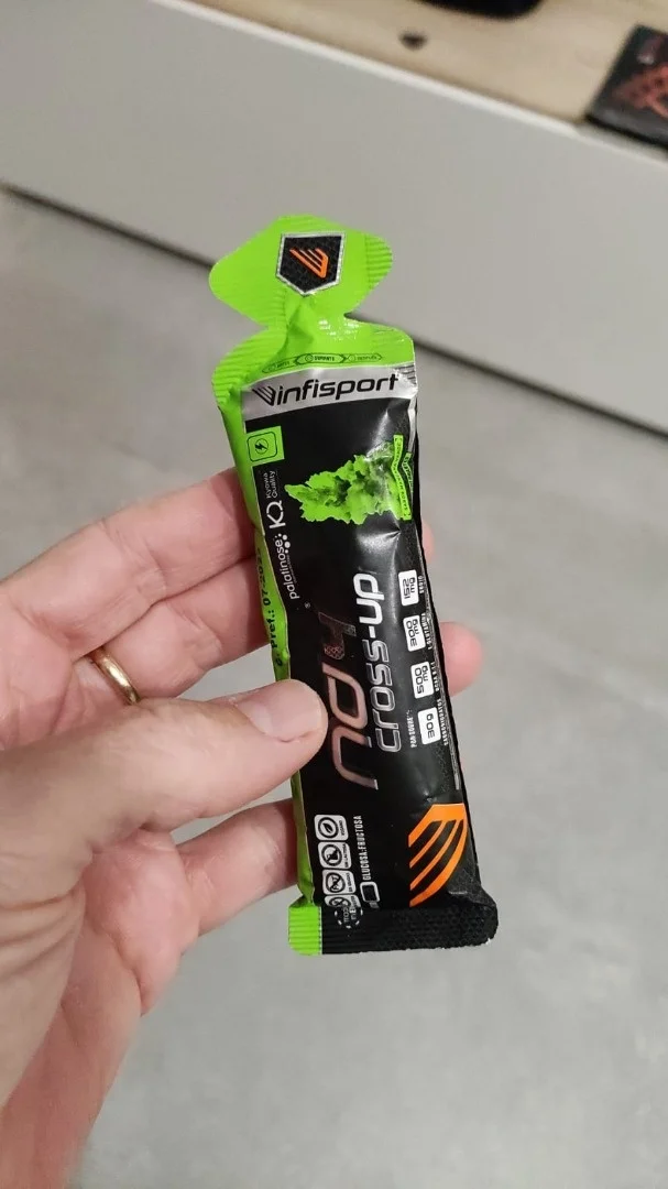 Most Popular Full Automatic Special Sachet Filing Liquid Packing Machine Irregular Shaped Bags liquid 2.5 gr pack machine