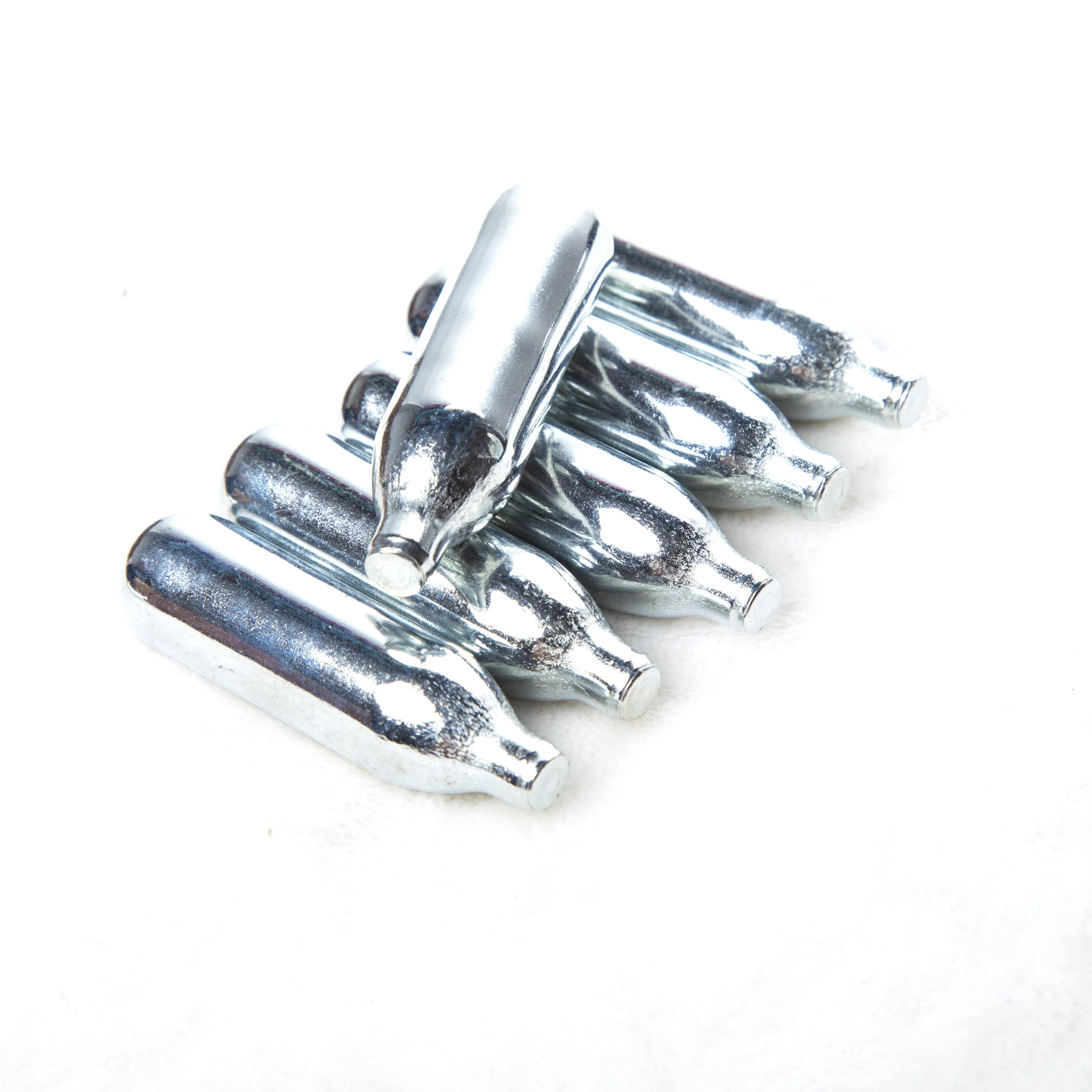 
High Quality Food Grade Minimum 18 mm Baosteel DC04 Co2 Small Cylinders 