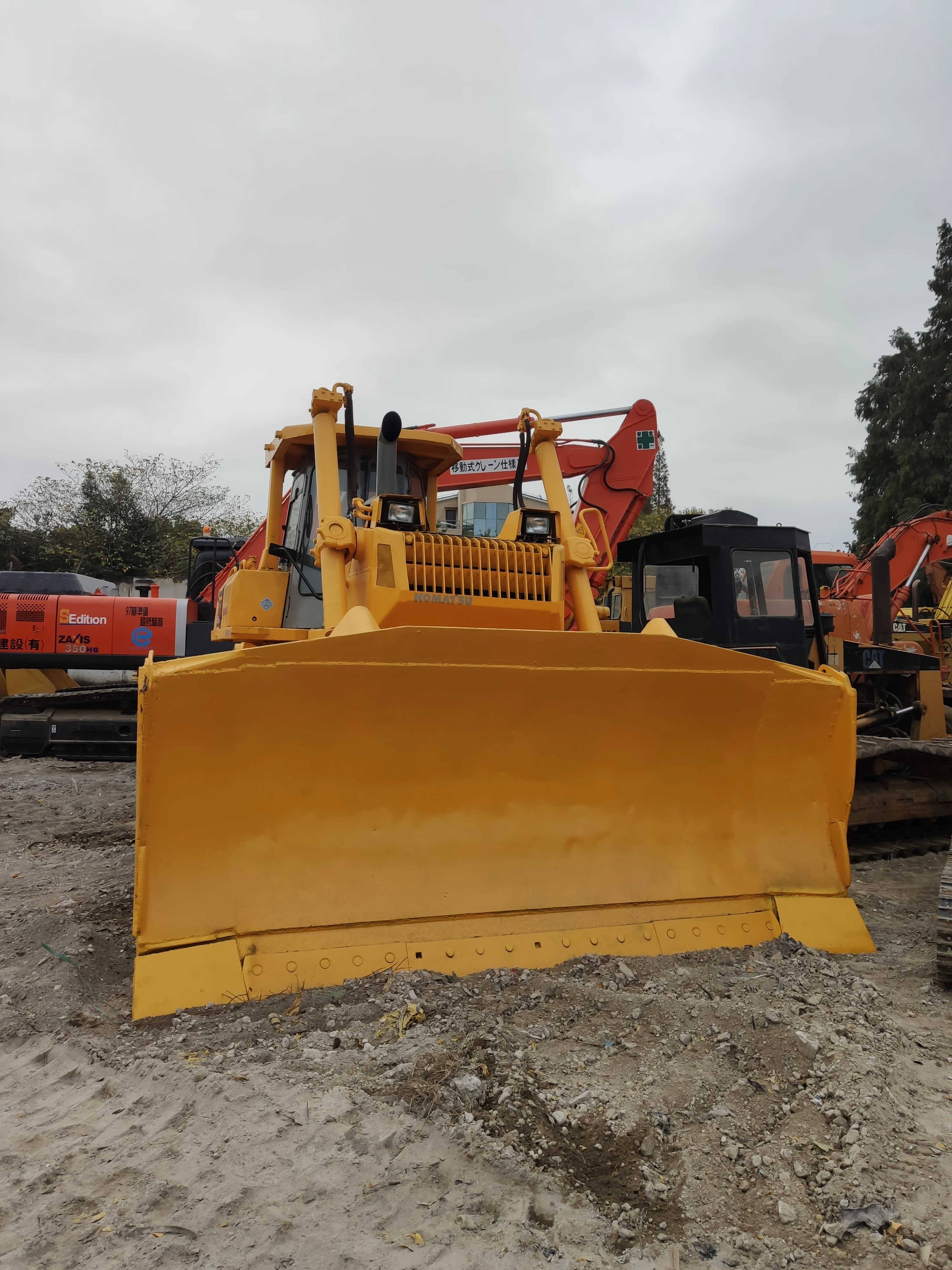 Секундной стрелки Komatsu D155A-3 гусеничный бульдозер б/у D155A-1 d155 d155a для продажи