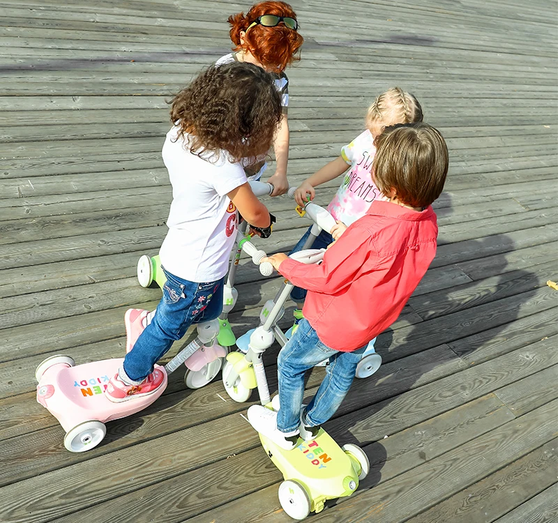 New ride on design good price OEM  trendy 3 three wheels electric kids scooter