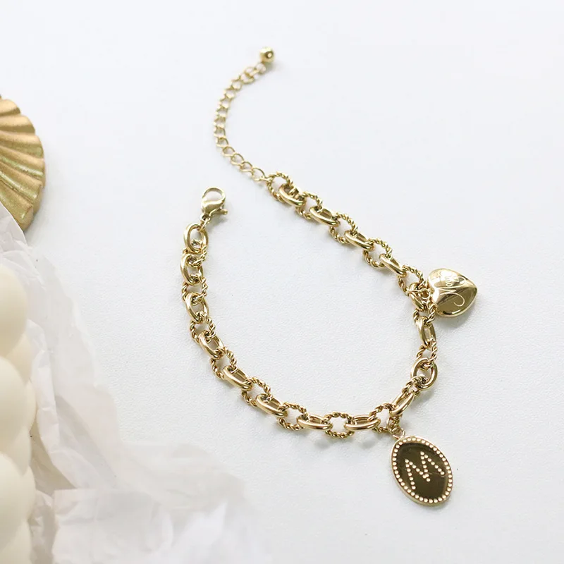 European Oval M Brand Twist Chain Bracelet Stainless Steel 14k Gold Plated Heart Charm Bracelet For Women