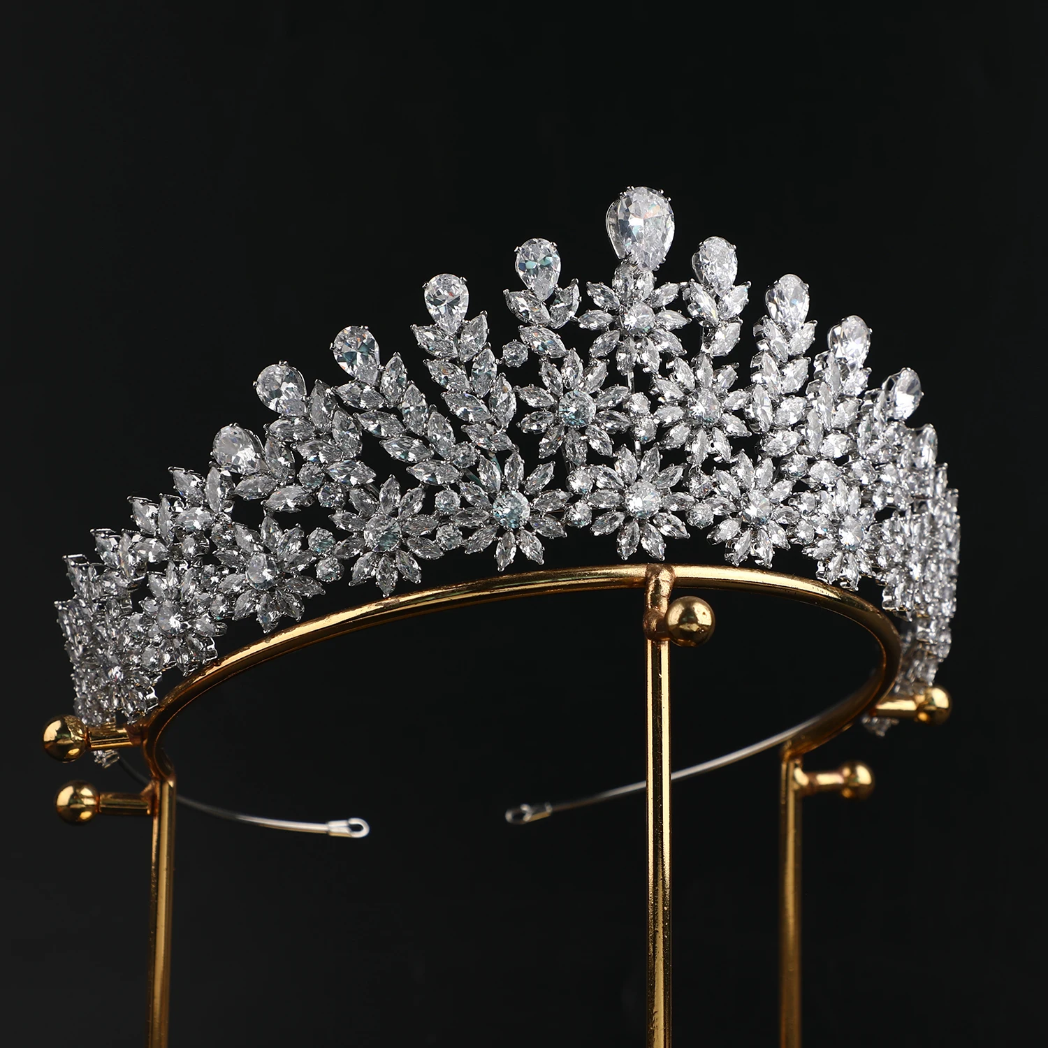 Platinum/24K Gold Plated Zircon Crowns Luxury Dainty Jewelry Bridal Hair Accessories Wedding Headpiece in Tiaras Pageant Crown