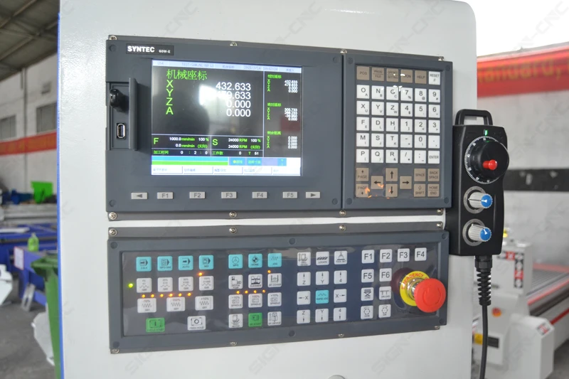 CNC machine saw for произведства furniture wood milling machine CNC