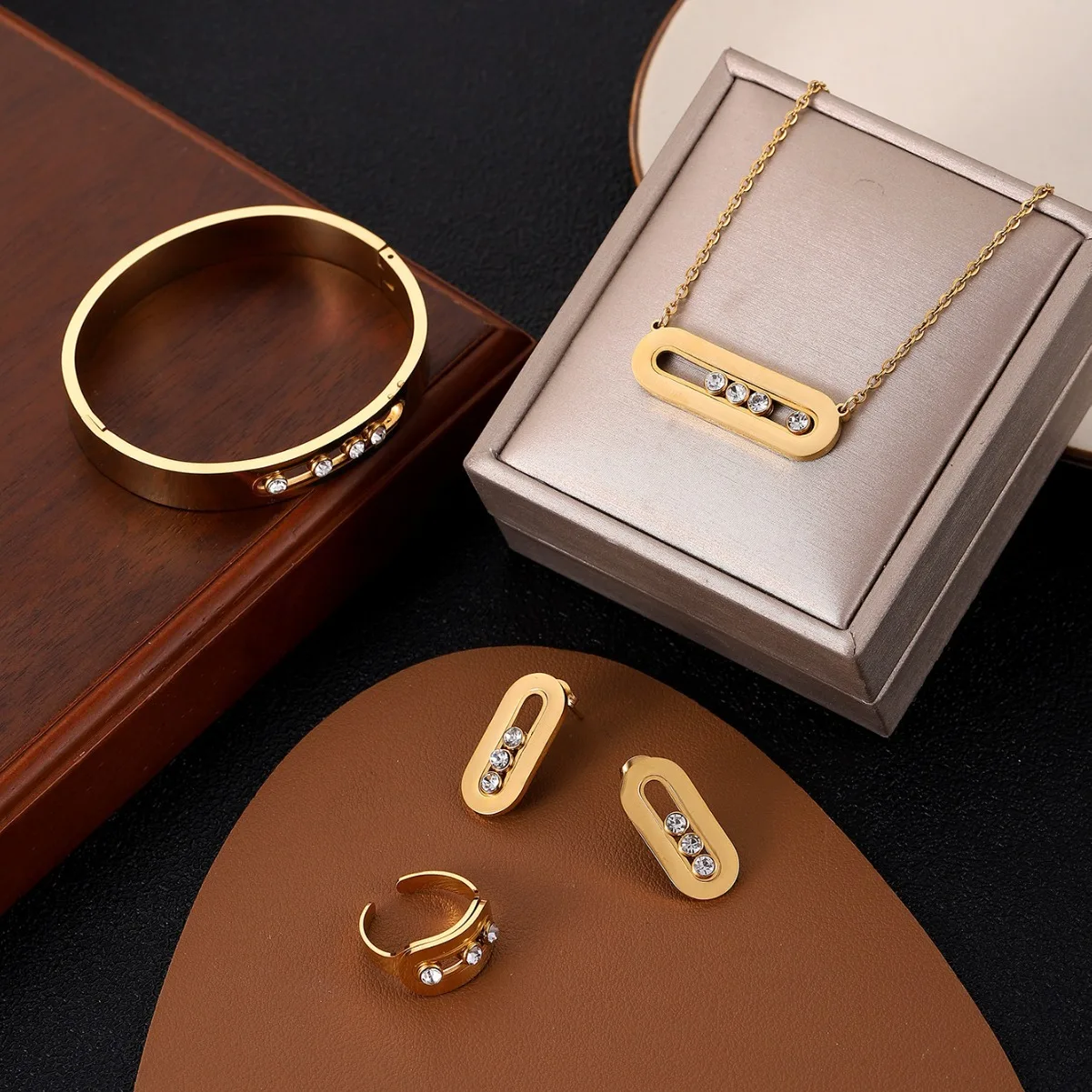 Новейшие наборы ювелирных изделий из нержавеющей стали 18K позолоченное ожерелье серьги кольцо скользящее цепь для женщин