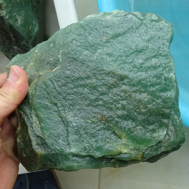 Wholesale price of green aventurine natural stone rough green aventurine