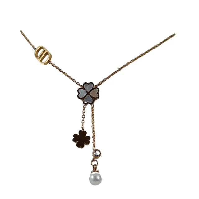 Clover Necklace High Luxury Natural Freshwater Pearl Excellent Luster The Material Is 18K Gold Plated Stainless Steel Waterproof