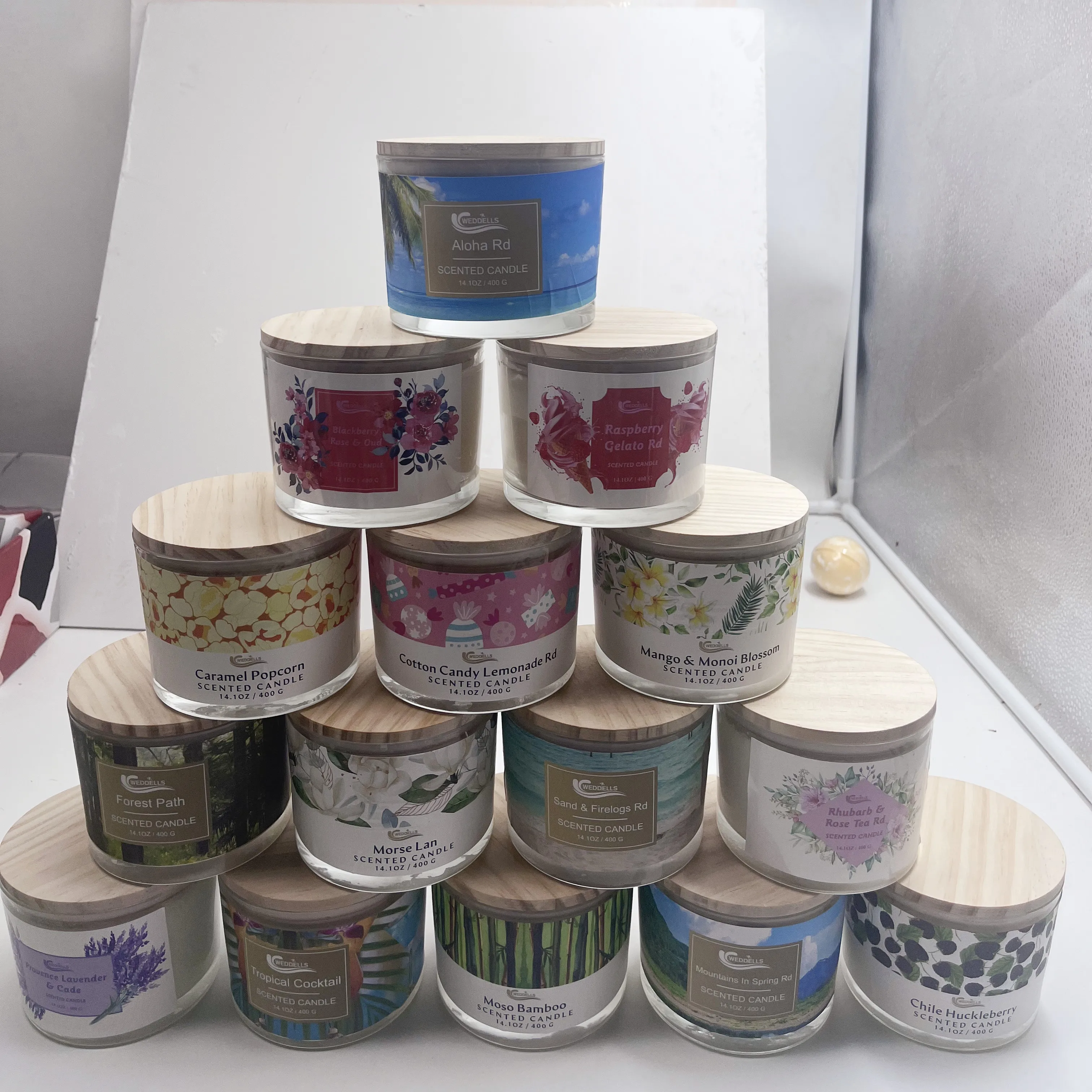 Weddells Luxury scented candles soy wax and fragrance oils aromatherapy aroma candles with glass jar tin gift box