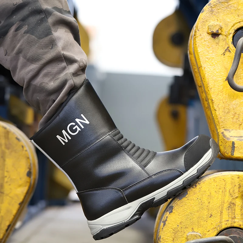 High cut Mining safety boot light weight , heavy duty anti-slip oil and gas safety boots for oil field operations