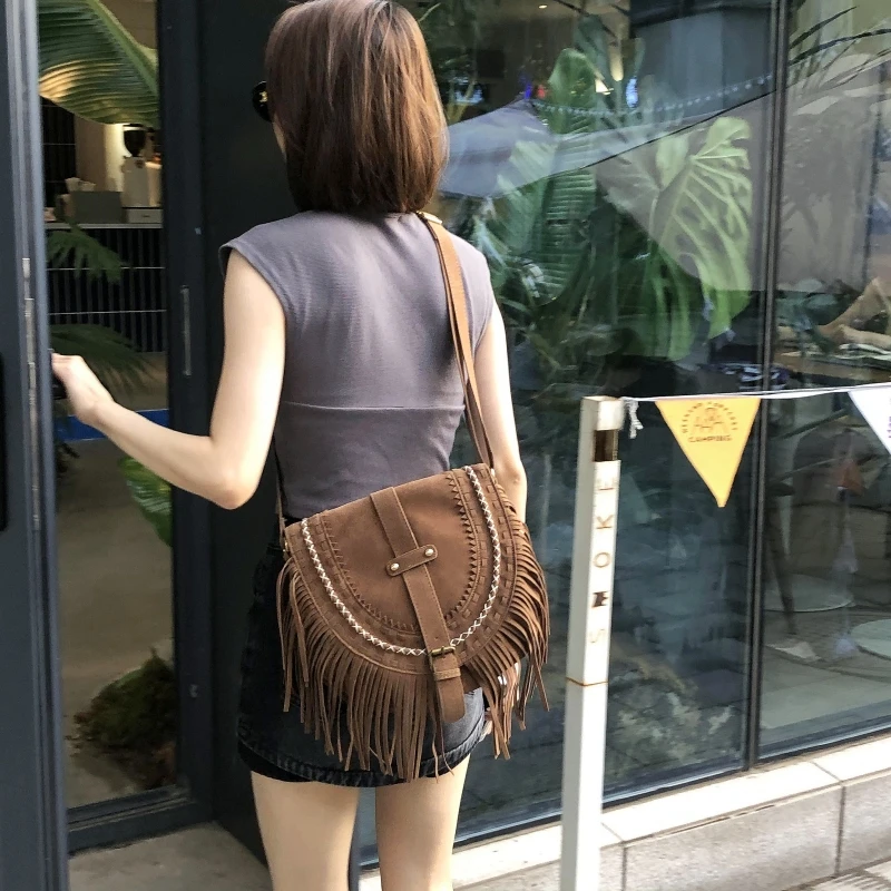 New Retro Tassel Bag Imitation Suede Saddle Bag Fashion And Versatile Shoulder Womens Crossbody Bag