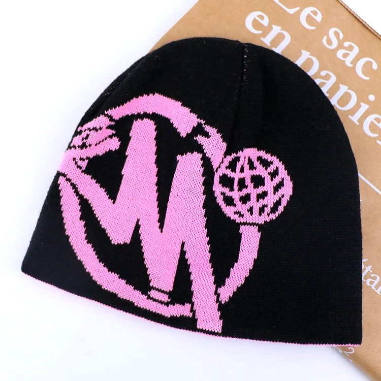 Qianzun manufacturers pink letter logo cuffless acrylic custom jacquard knit reversible beanie hat