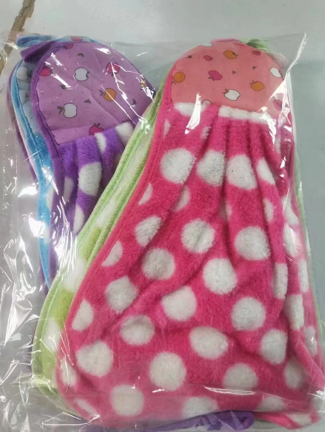 Cheap Stock Lot Towels Bath Cleaning Beach Kitchen Car Wash Spa Hair Towel Cotton or Microfiber for Different Countries