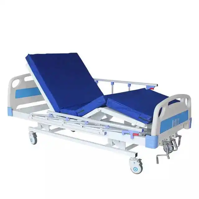 Multi function single and double swing 3 crank manual paramount hospital bed with automatic toilet