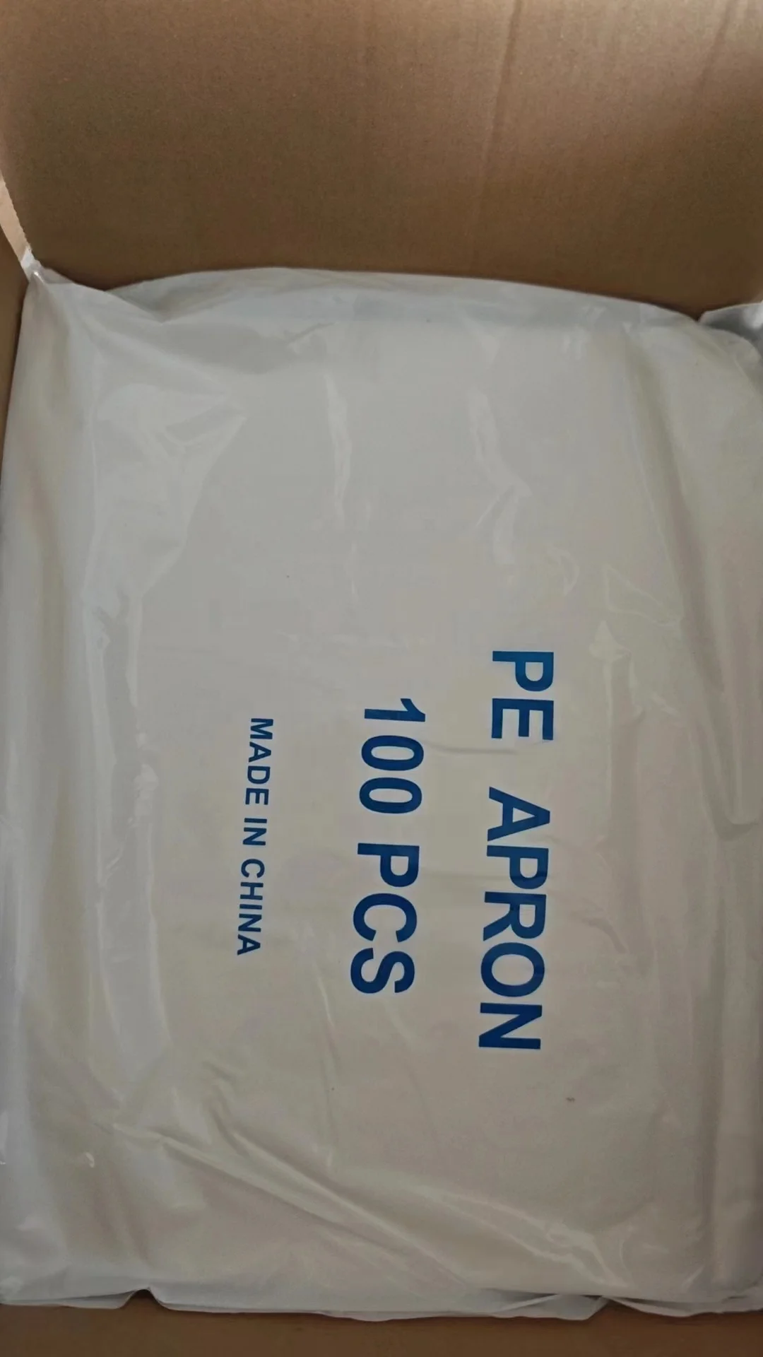 Custom Size Sleeveless PE Apron Waterproof Oil Proof Resistant to Painting Small Number Spots Cleaning