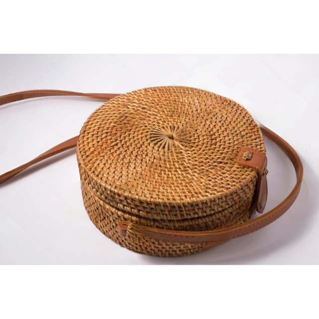 Vietnam Manufacturer Rattan Round Bag Handmade Bohemian Shoulder bags Woman Fashion Items for Daily Use
