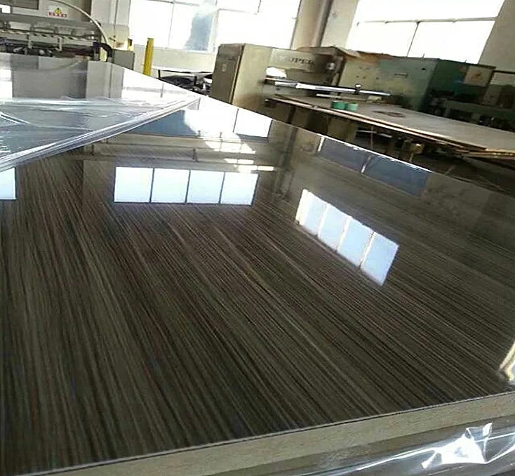 Different Size Water Resistant UV Melamine MDF Board High Gloss UV Board for Cabinet