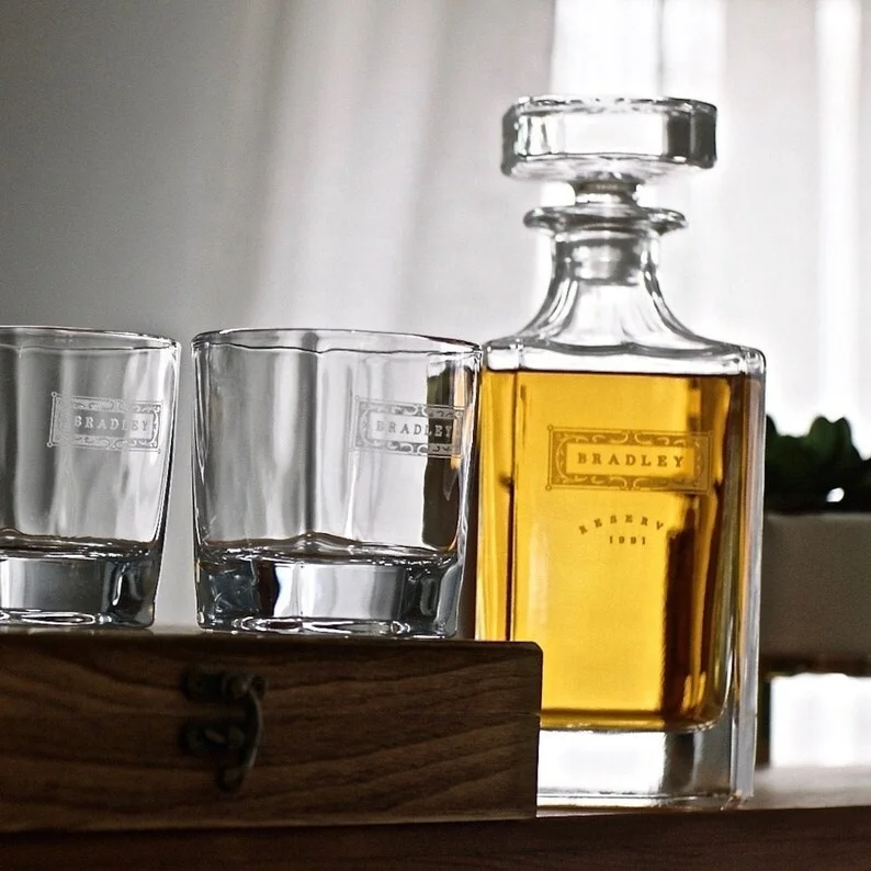 Personalized Square Whiskey Glass Set Whiskey Decanter Bottle Wood Box for Him Men Groomsman Gift