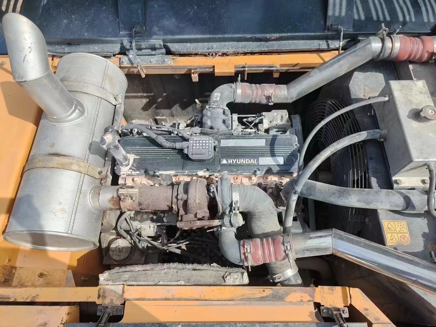 Экскаваторы б/у Hyundai 385 R385 R385LC R385LC-9T R305 R220 R225 экскаваторы stock для продажи