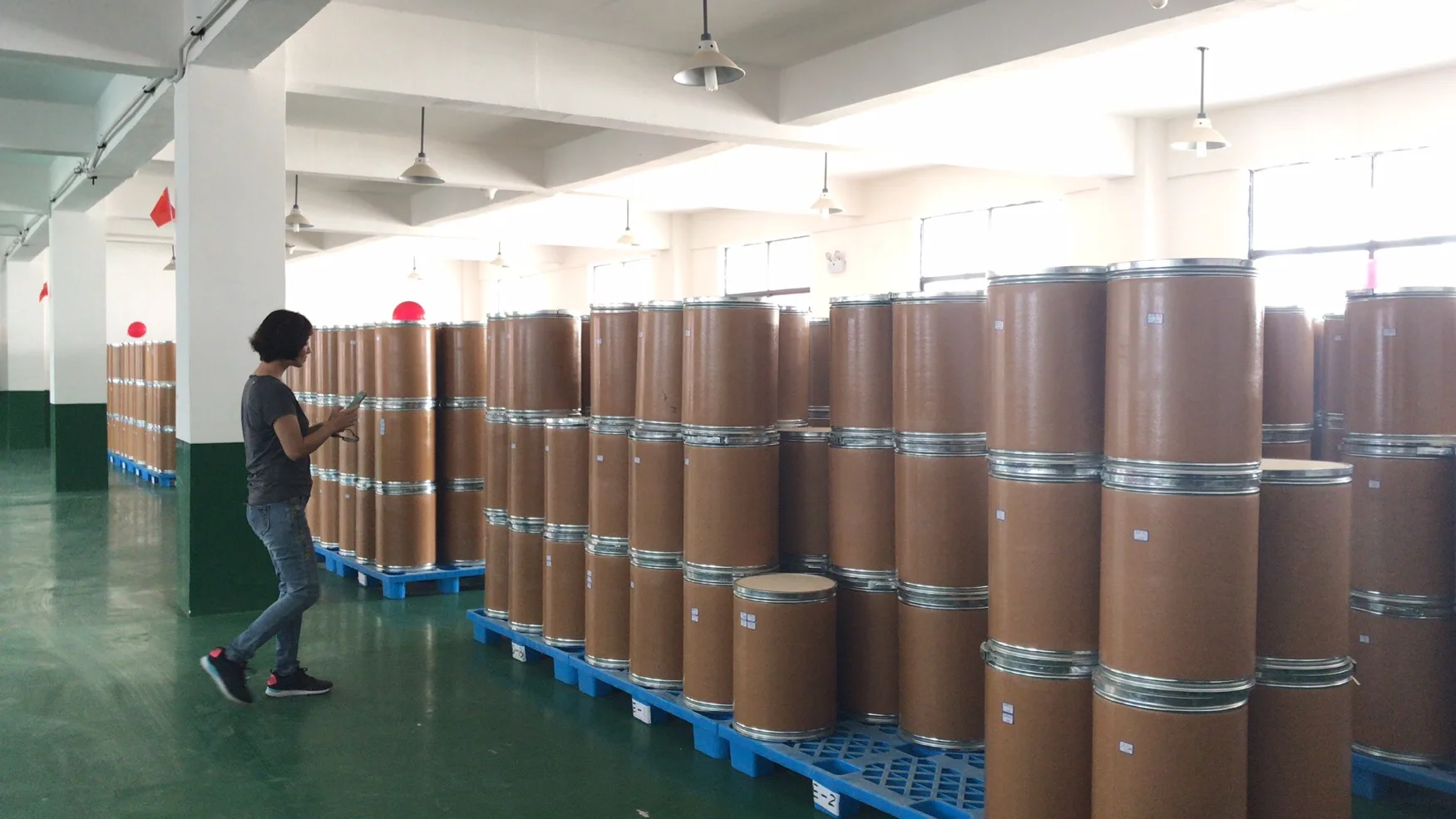 Hotsale sleeping valeriana powder organic valerian extract 0.8% valeric acid sleep improvement Valerian root extract powder