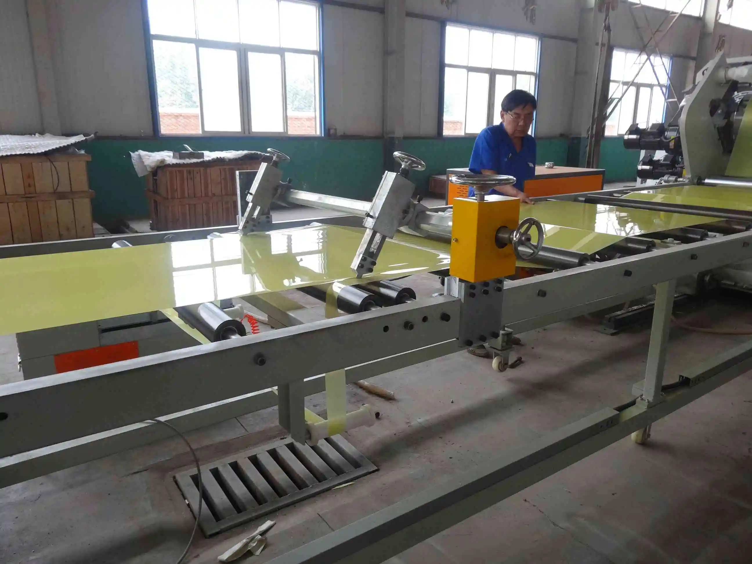 High Efficiency Extruded Polypropylene Sheet Plastic Sheet Making Machine Production Line