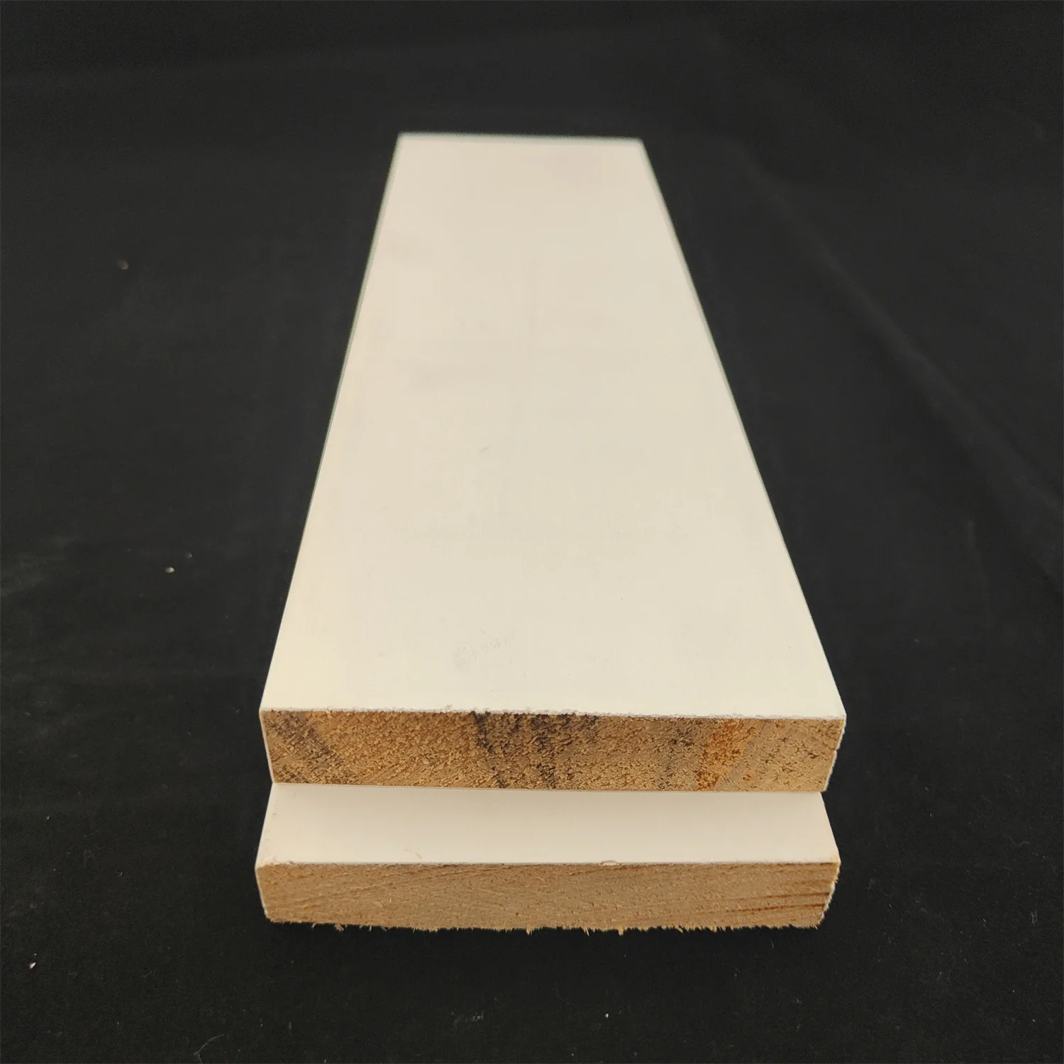 Manufacturer Direct Supply Solid Wood Baseboard Customized Size Wood Corner Strip Pine Wood Decor Moulding