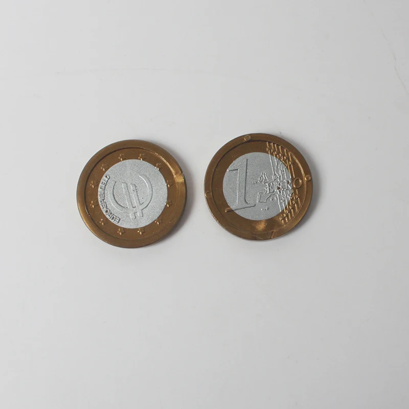 Пользовательские высококачественные дешевые монеты для игры в бинго набор пластиковых монет