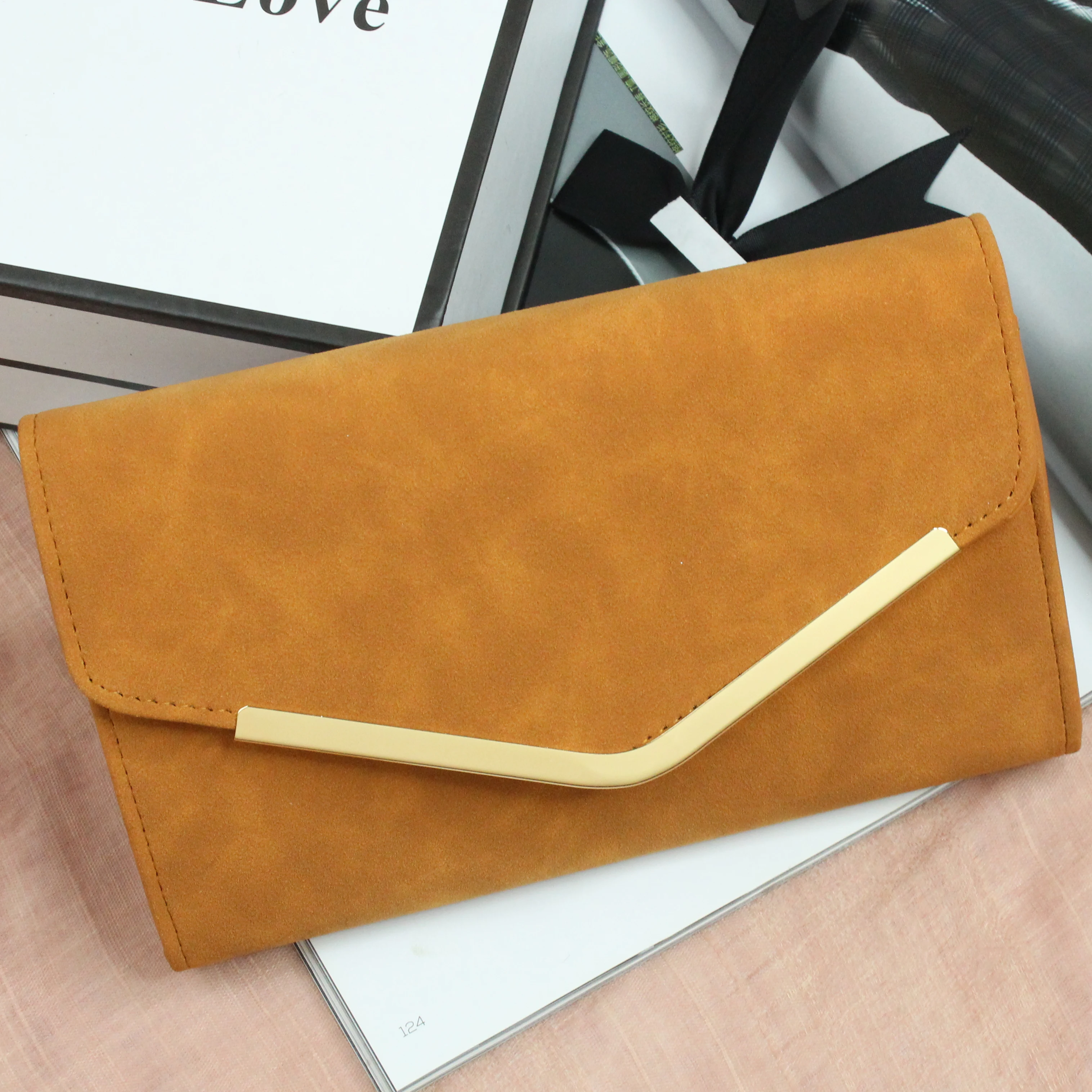 hot sale Winter Season Clutch Purse Evening Bag for Women Envelope Handbag With Detachable Chain for Wedding and Party