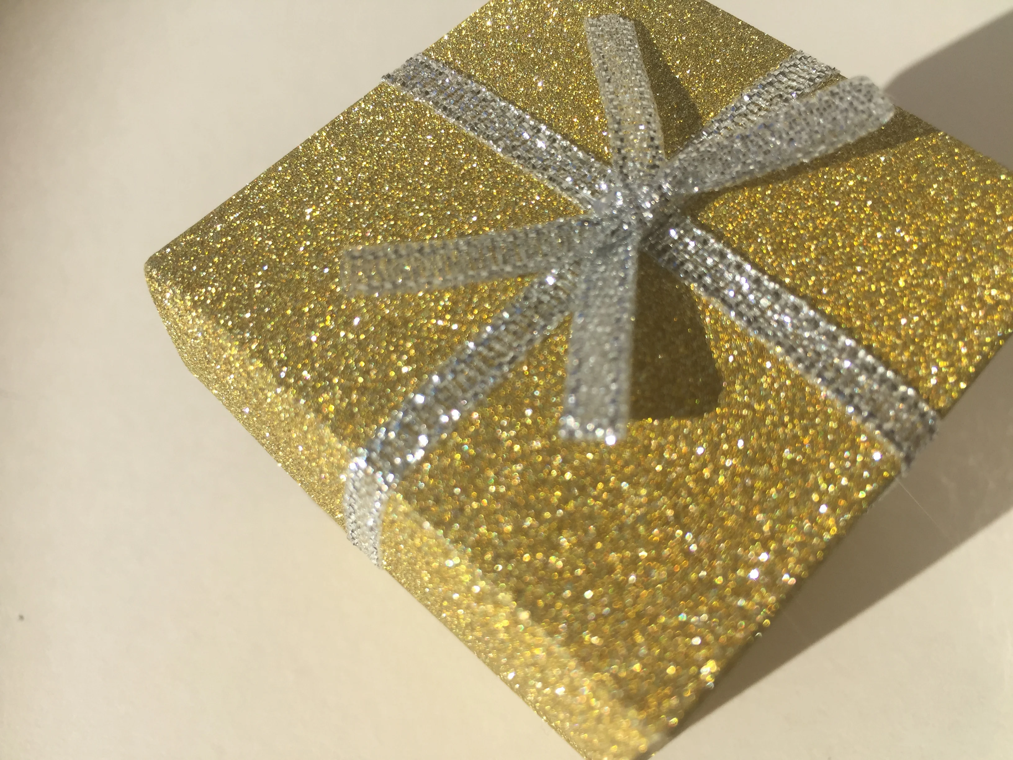 Wholesale 2020 New Glitter Powder for Epoxy Floor Coating Paint Glitter Coats