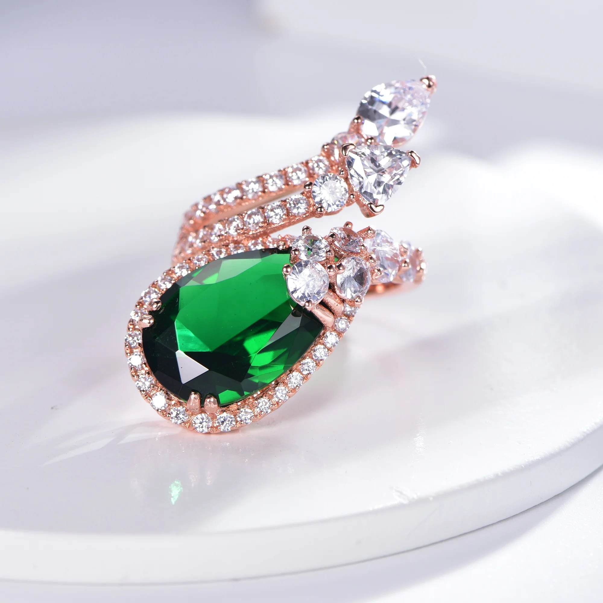 custom pear emerald moissanite diamond engagement ring rose gold round brilliant cut zircon wedding ring