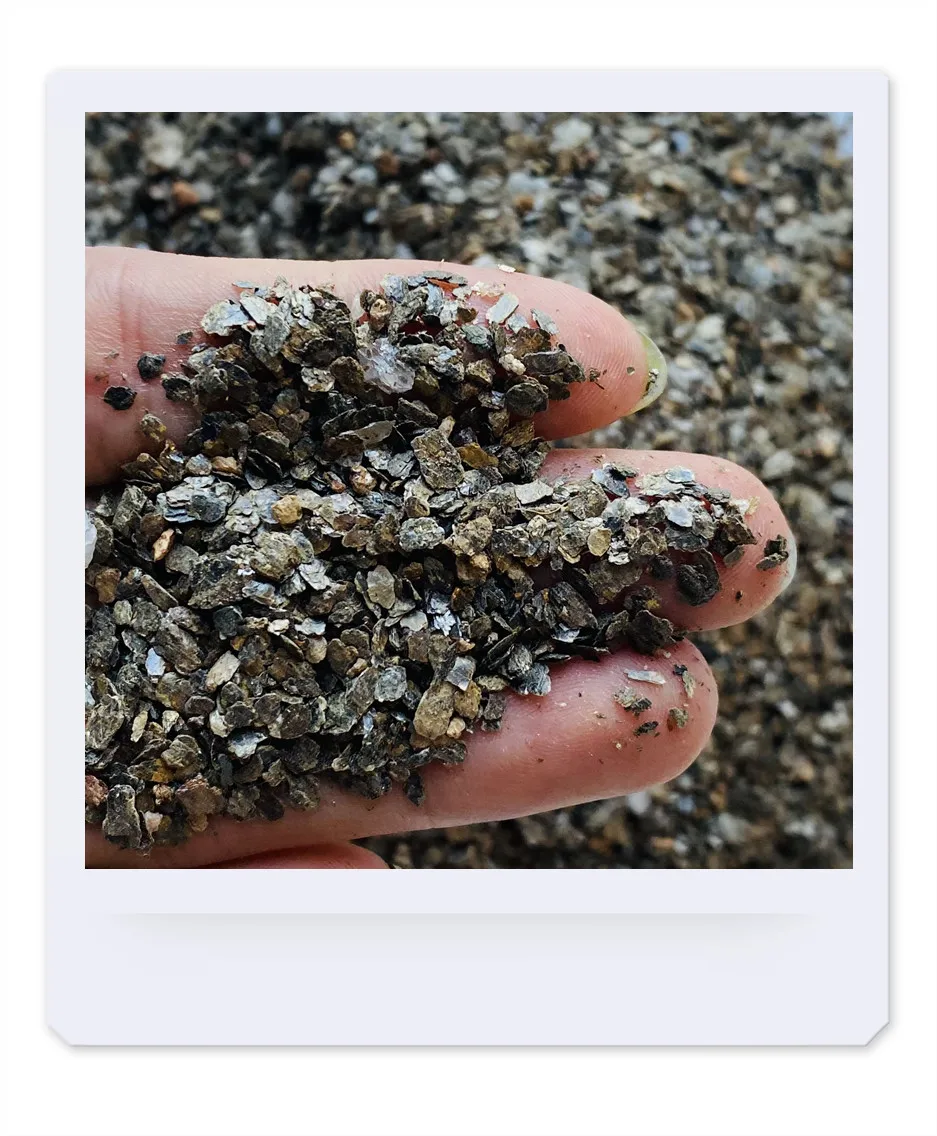 Agricultural good quality golden raw vermiculite 2-4mm