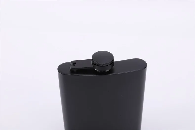 Best Seller Portable Camping White Wine Bottle All Black 6-8oz Portable Outdoor Stainless Steel Wine Bottle