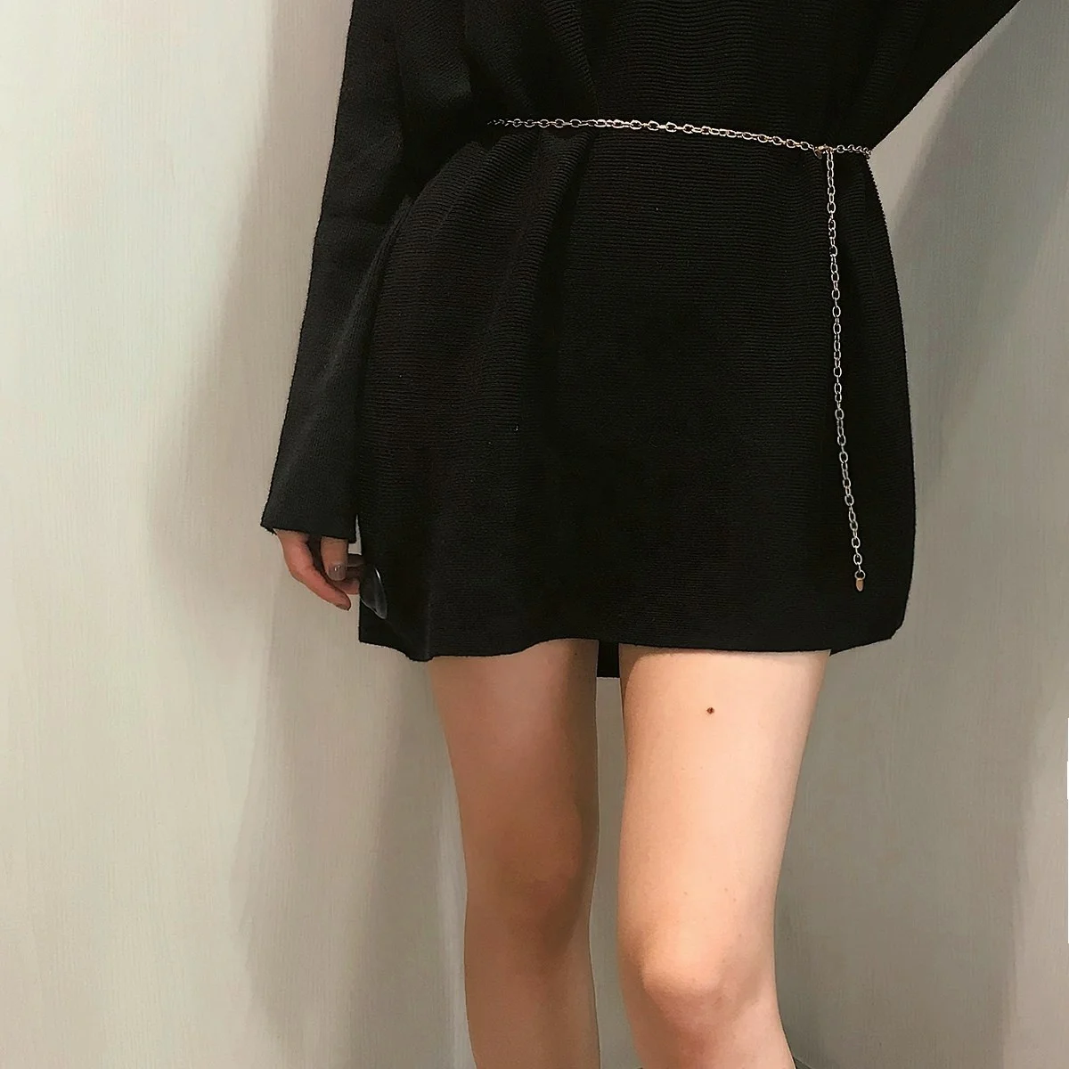 European and American hot-selling accessories Sexy tassel sequins all-match body chain women Simple single-layer geometric chain